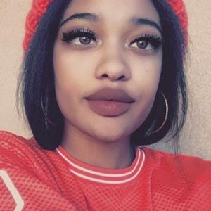 Meet your Posher, Mckayla